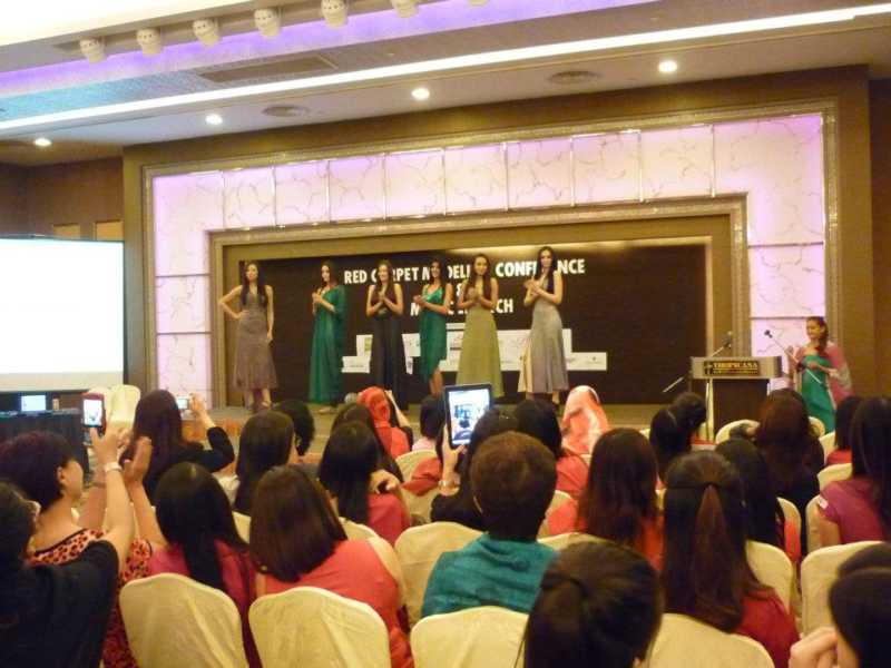 Red-Carpet-Modeling-Conference-2011-27