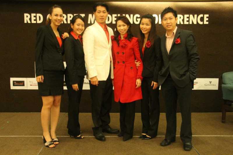 Red-Carpet-Modeling-Conference-2011-38