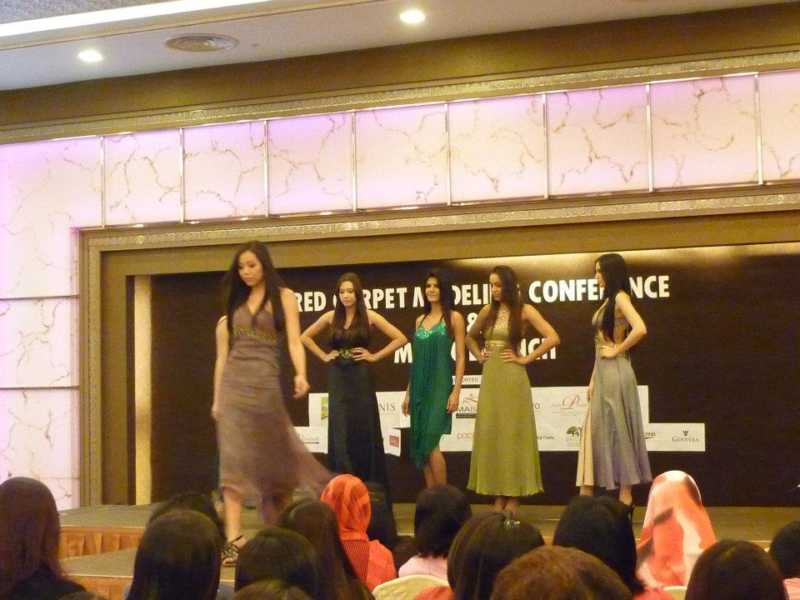 Red-Carpet-Modeling-Conference-2011-9